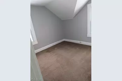 19450 McCracken Road, Maple Heights, OH 44137 - Photo 8