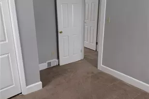 19450 McCracken Rd, Maple Heights, OH 44137 - Photo 14