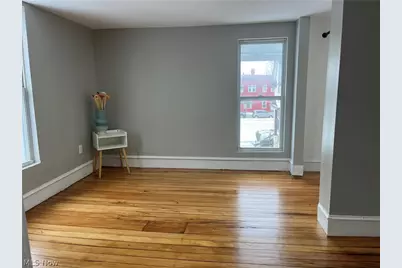 311 6th Street, Fairport Harbor, OH 44077 - Photo 12