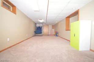 1128 Grovewood Dr, Tallmadge, OH 44278 - Photo 38