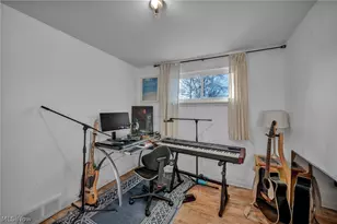 24207 Lebern Dr, North Olmsted, OH 44070 - Photo 18