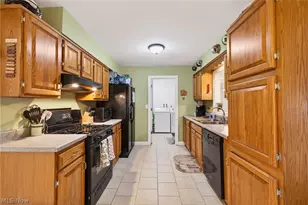 7519 Miami Rd, Mentor on the Lake, OH 44060 - Photo 10