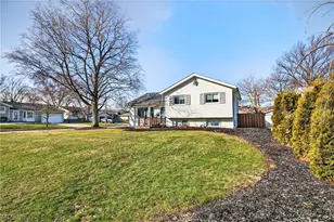 882 Bayridge Blvd, Willowick, OH 44095 - Photo 4