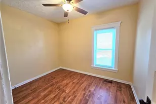 110 Bell Ave, Elyria, OH 44035 - Photo 12