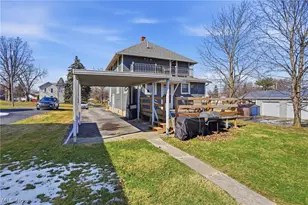 209 Pleasant St, Bellevue, OH 44811 - Photo 46