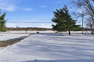 9278 Liberty Rd, Twinsburg, OH 44087 - Photo 36