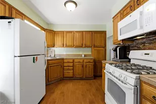 9278 Liberty Rd, Twinsburg, OH 44087 - Photo 6