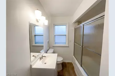 16296 Parklawn Avenue, Loveland, OH 44130 - Photo 6