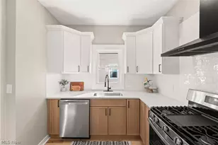 1471 Wayne Ave, Oakwood, OH 44107 - Photo 18