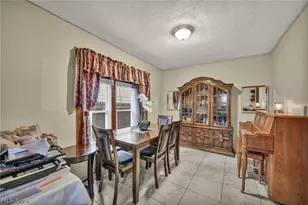 796 Allyn St, Akron, OH 44311 - Photo 12