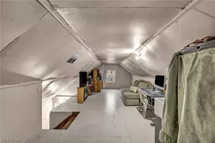 796 Allyn St, Akron, OH 44311 - Photo 30