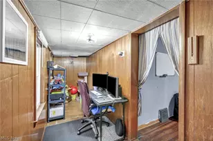 796 Allyn St, Akron, OH 44311 - Photo 20