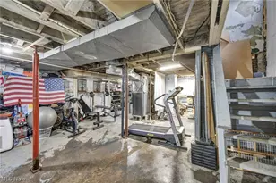 796 Allyn St, Akron, OH 44311 - Photo 32