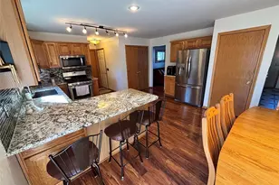 907 Park Village Dr, Louisville, OH 44641 - Photo 10