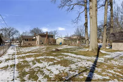 5729 Forest Ridge Drive, North Olmsted, OH 44070 - Photo 36