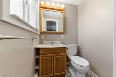 5729 Forest Ridge Drive, North Olmsted, OH 44070 - Photo 32