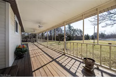 5220 Center Road, Brunswick Hills, OH 44212 - Photo 10