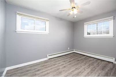 5220 Center Road, Brunswick Hills, OH 44212 - Photo 18