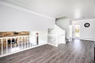 5220 Center Rd, Brunswick Hills, OH 44212 - Photo 4