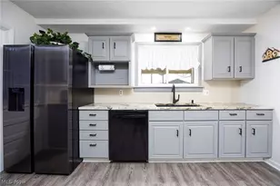 5220 Center Rd, Brunswick Hills, OH 44212 - Photo 14