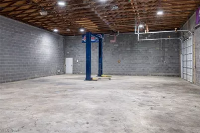 5220 Center Road, Brunswick Hills, OH 44212 - Photo 42