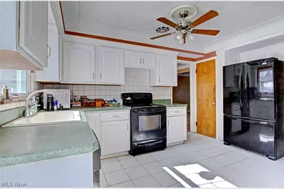 15801 Edgecliff Avenue, Loveland, OH 44111 - Photo 14