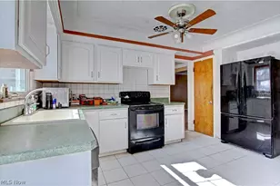 15801 Edgecliff Ave, Loveland, OH 44111 - Photo 14