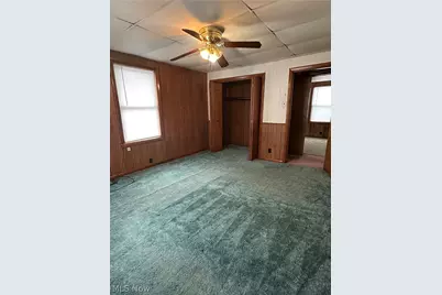 402 E Lincoln Way, Lisbon, OH 44432 - Photo 12
