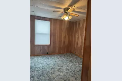 402 E Lincoln Way, Lisbon, OH 44432 - Photo 10