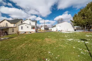 8198 Erie St, Masury, OH 44438 - Photo 6