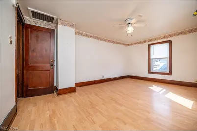 8198 Erie Street, Masury, OH 44438 - Photo 18