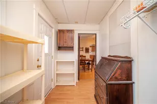 8198 Erie St, Masury, OH 44438 - Photo 28