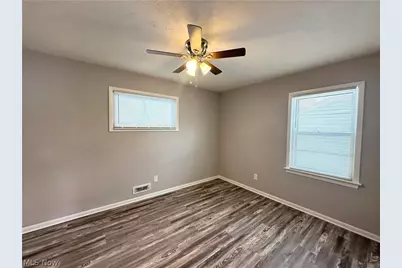 2440 Dentzler Road, Parma, OH 44134 - Photo 6