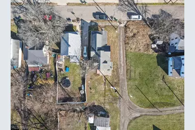 231 Rosenberry Street, Alliance, OH 44601 - Photo 32