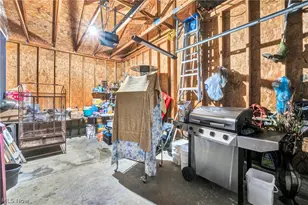 12500 Woodside Ave, Loveland, OH 44108 - Photo 38