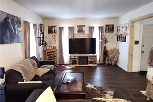 681 Madison St, Conneaut, OH 44030 - Photo 10