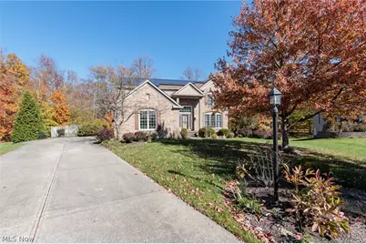 19475 Cavendish Court, North Royalton, OH 44133 - Photo 2