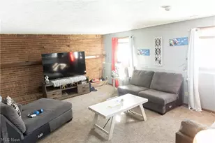 700 Denshire Dr NW, Canal Fulton, OH 44614 - Photo 6