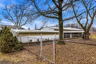 8539 Schubert Ave NE, Alliance, OH 44601 - Photo 14