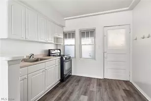 3384 W 63rd St, Loveland, OH 44102 - Photo 22