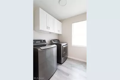 24431 Hartland Road, Euclid, OH 44123 - Photo 34