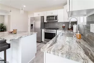 24431 Hartland Rd, Euclid, OH 44123 - Photo 16