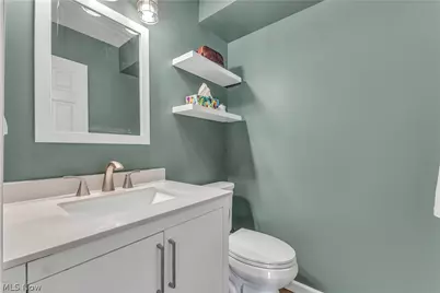 363 Northcoast Point Drive, Eastlake, OH 44095 - Photo 6