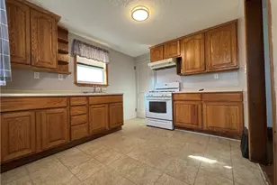 1134 Clarendon Ave SW, Canton, OH 44710 - Photo 8