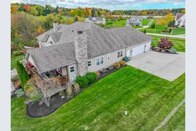 12195 Arborwood Way, Chardon, OH 44024 - Photo 4