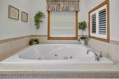 9217 Bechtel Road, Elyria, OH 44035 - Photo 24