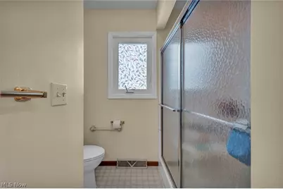 9217 Bechtel Road, Elyria, OH 44035 - Photo 38