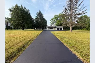 4055 Center Road, Poland, OH 44514 - Photo 1