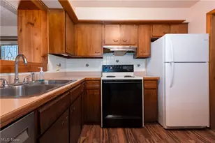 8690 Elmfield St NW, Canal Fulton, OH 44614 - Photo 10