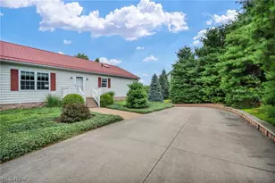 45002 Middle Ridge Rd, Amherst, OH 44001 - Photo 2